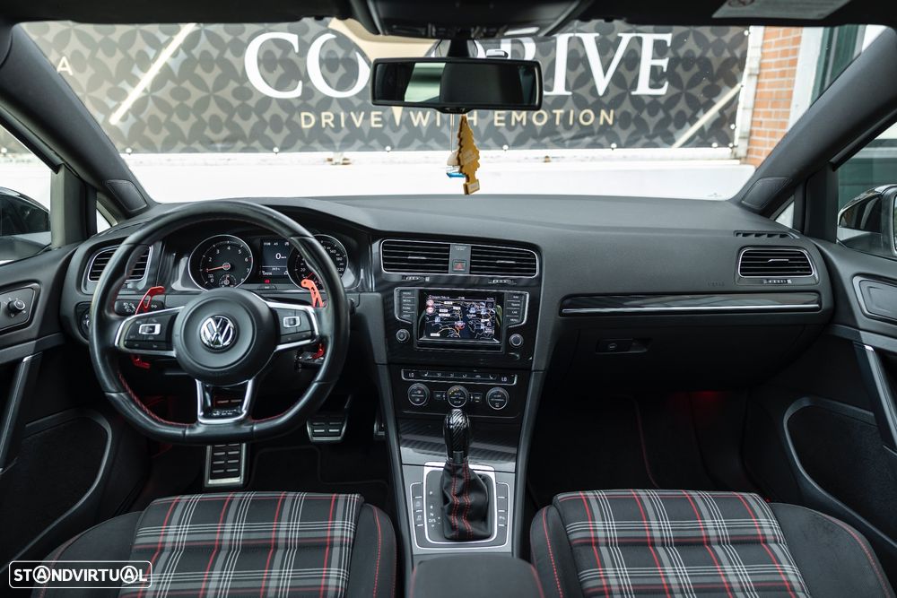 VW Golf GTI Performance BlueMotion DSG - 9