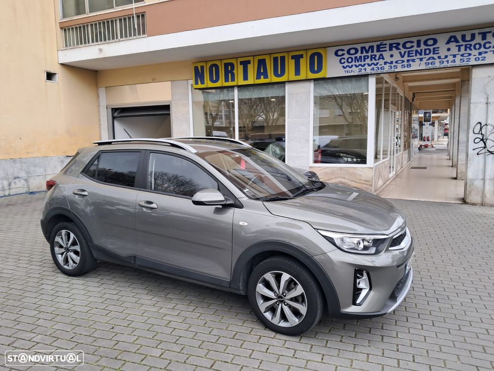Kia Stonic 1.2 Dynamic - 1
