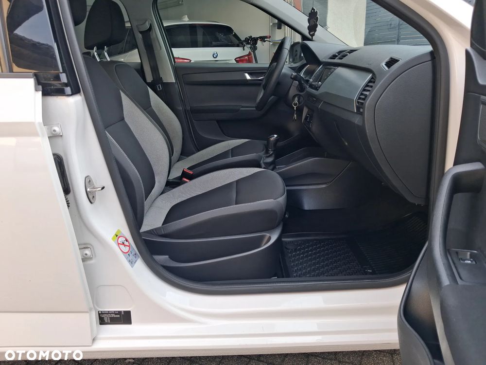 Skoda Fabia 1.0 TSI Ambition - 10
