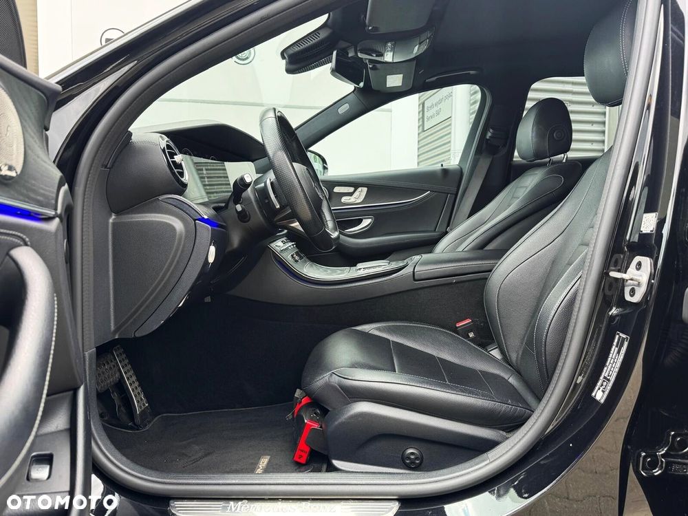 Mercedes-Benz Klasa E 220 d 4-Matic AMG - 6