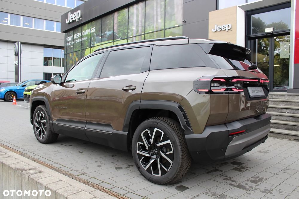 Jeep Compass 1.2 T3 mHEV Summit FWD DCT - 9