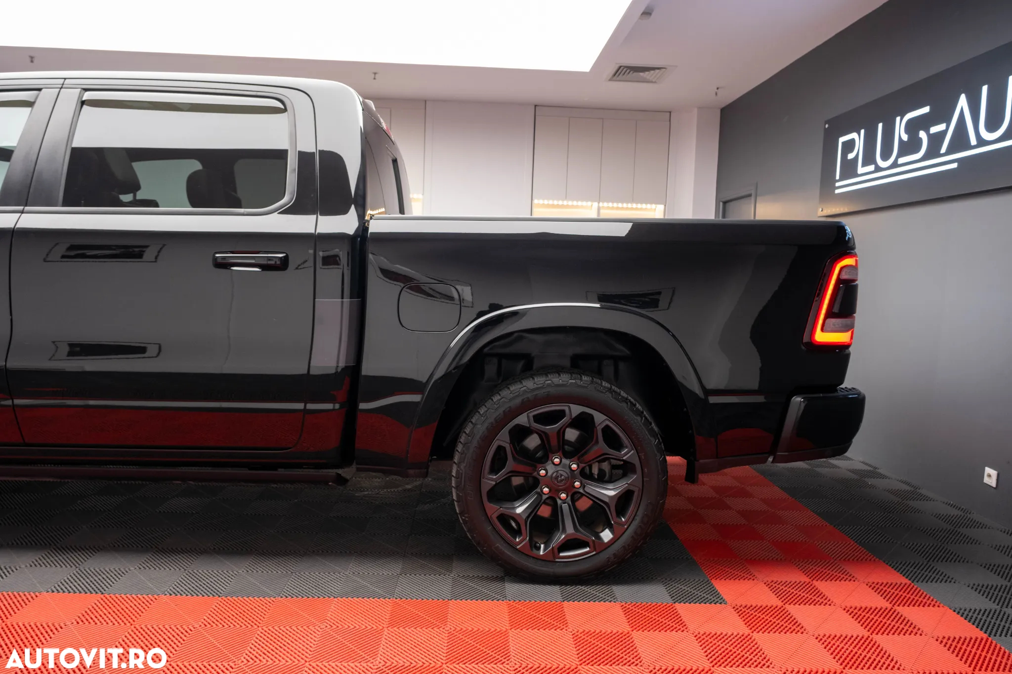 Dodge RAM - 6