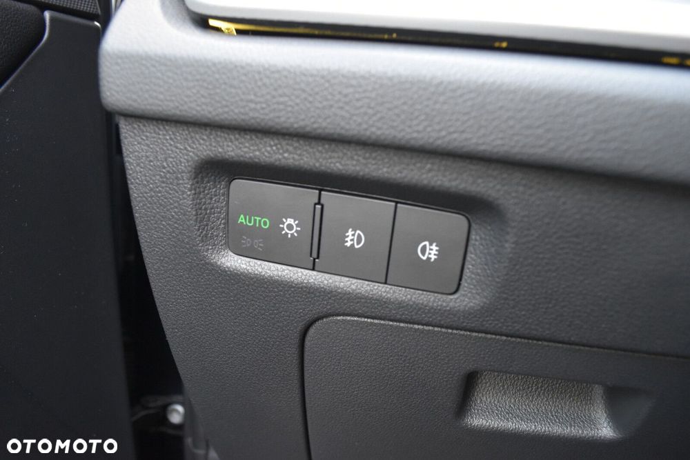 Skoda Octavia 1.5 TSI ACT Style DSG - 26
