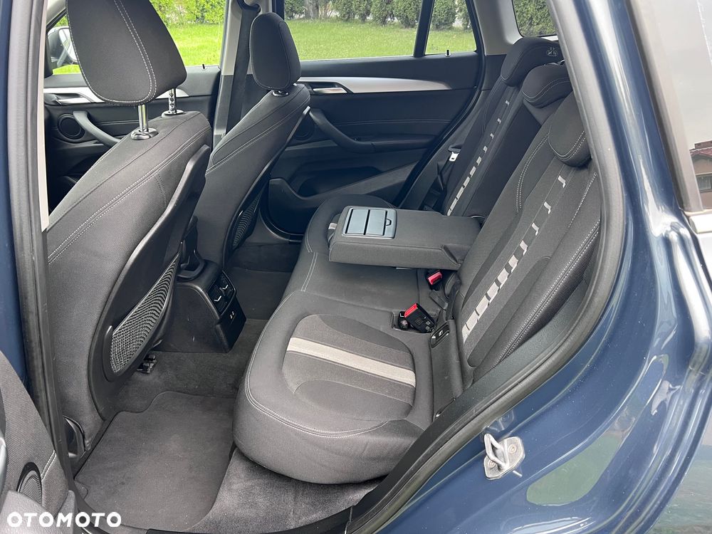 BMW X1 xDrive20d Advantage - 24