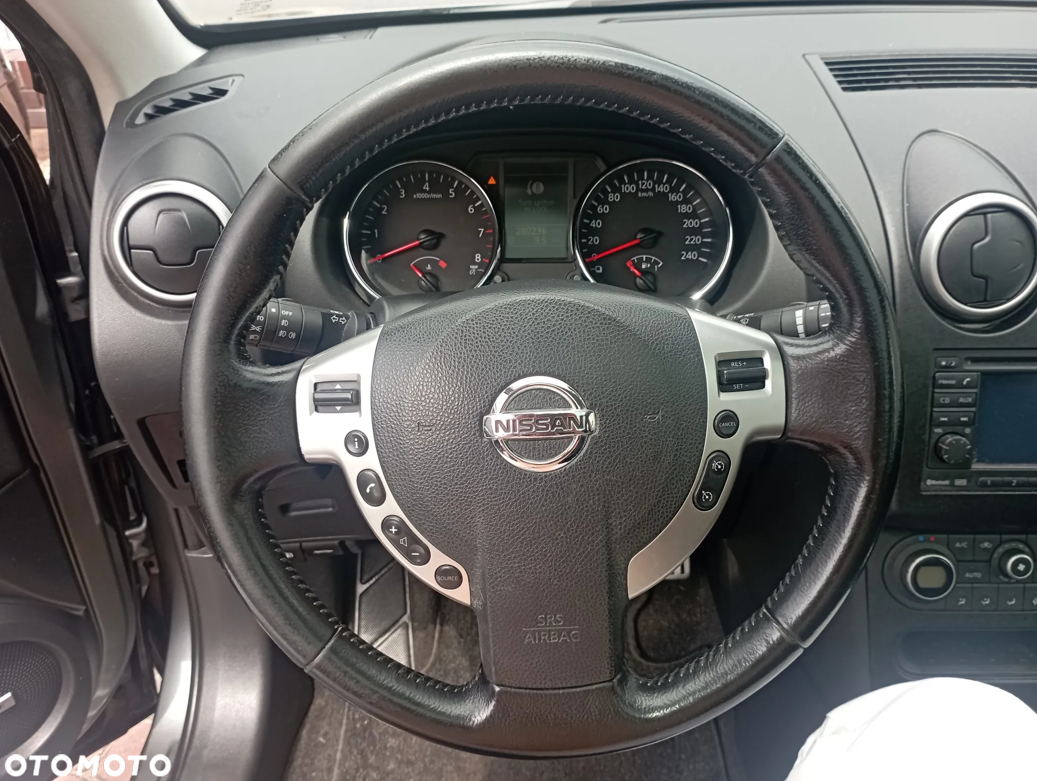 Nissan Qashqai 1.6 Visia - 13