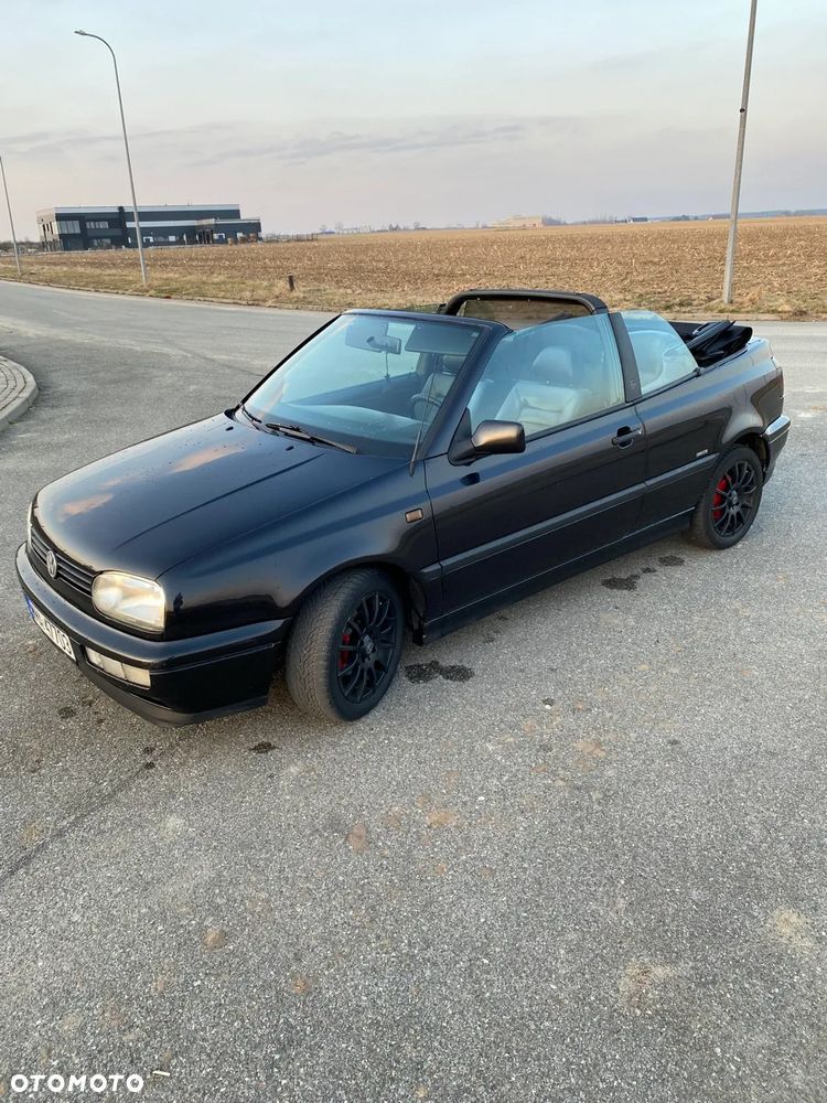 Volkswagen Golf - 17