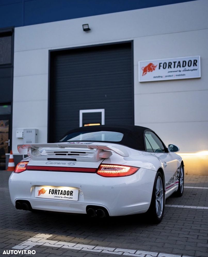 Porsche 911 Carrera 4S PDK - 4