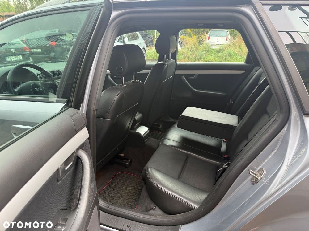 Audi A4 Avant 2.5 TDI - 10