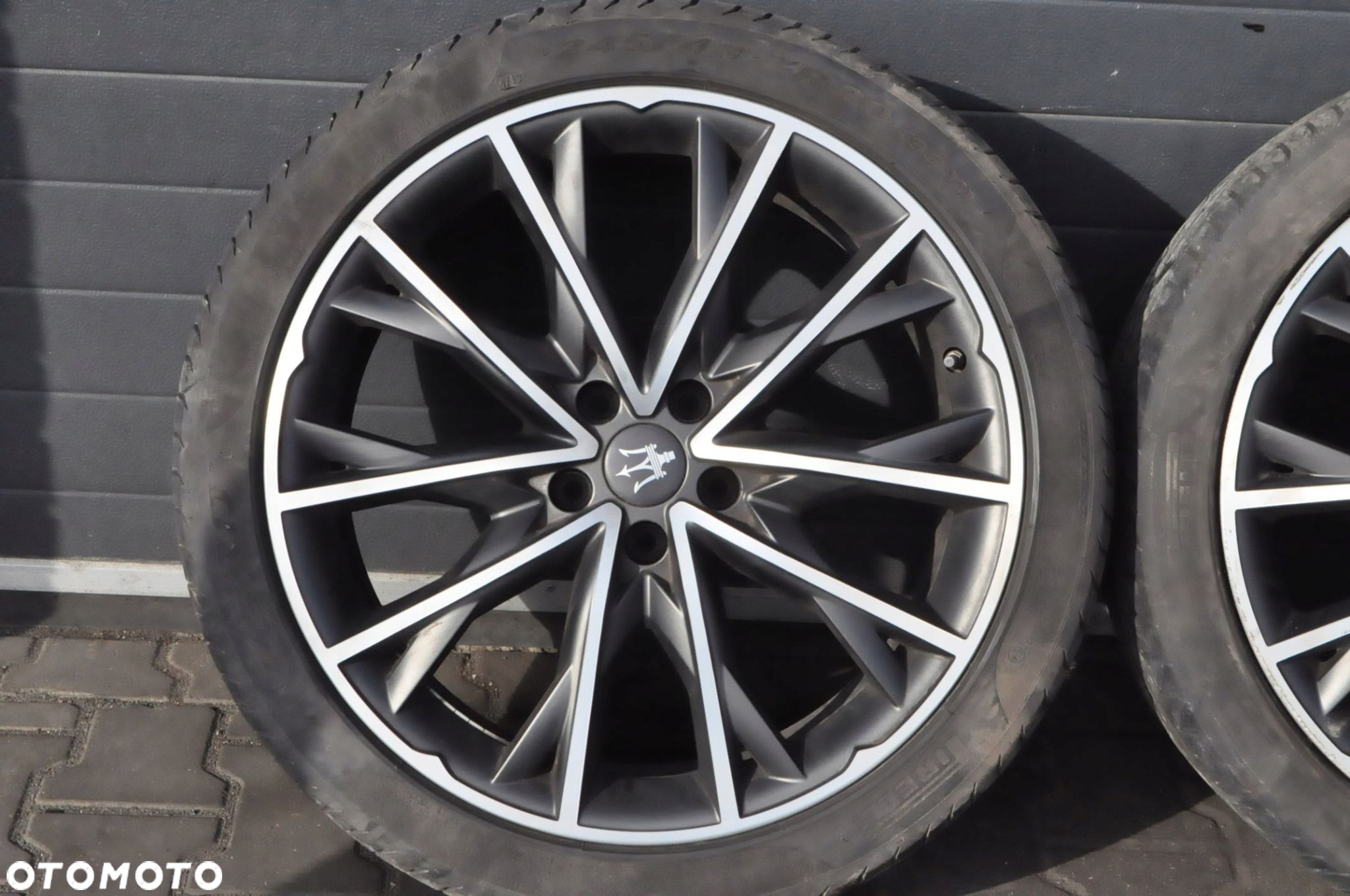 GHIBLI III KOŁA FELGI 20 5x114.3 8,5J ET 43 670123489 10,5J ET45 670123519 - 8