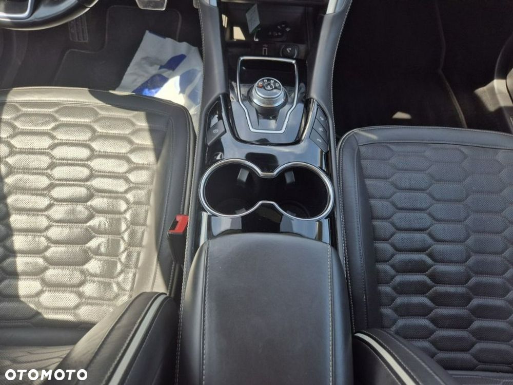 Ford Mondeo - 16
