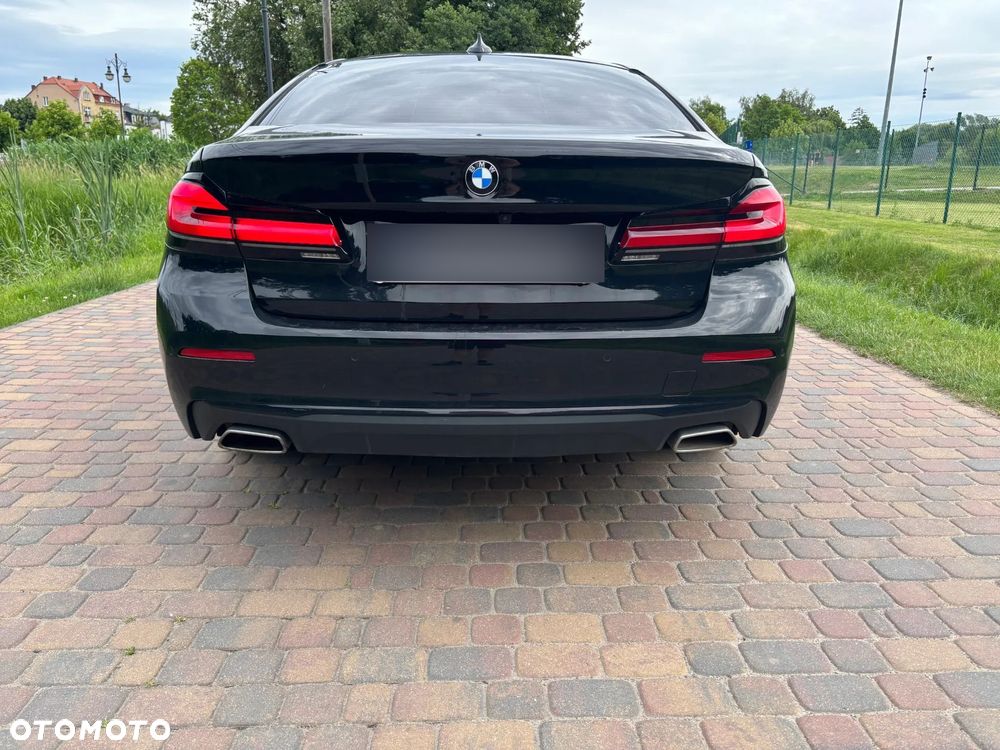 BMW Seria 5 530i xDrive Luxury Line sport - 7