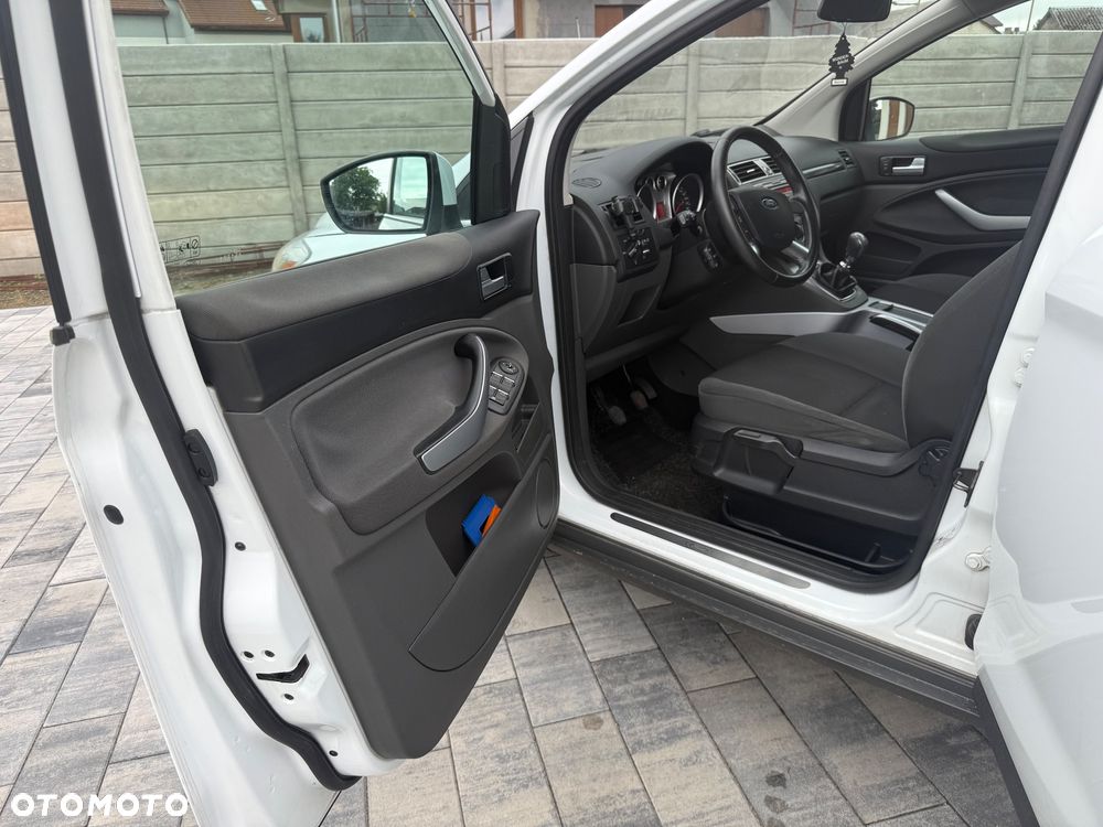 Ford Kuga 2.0 TDCi Trend FWD - 7