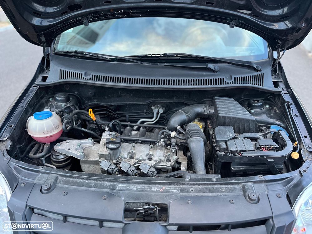 VW Fox - 12