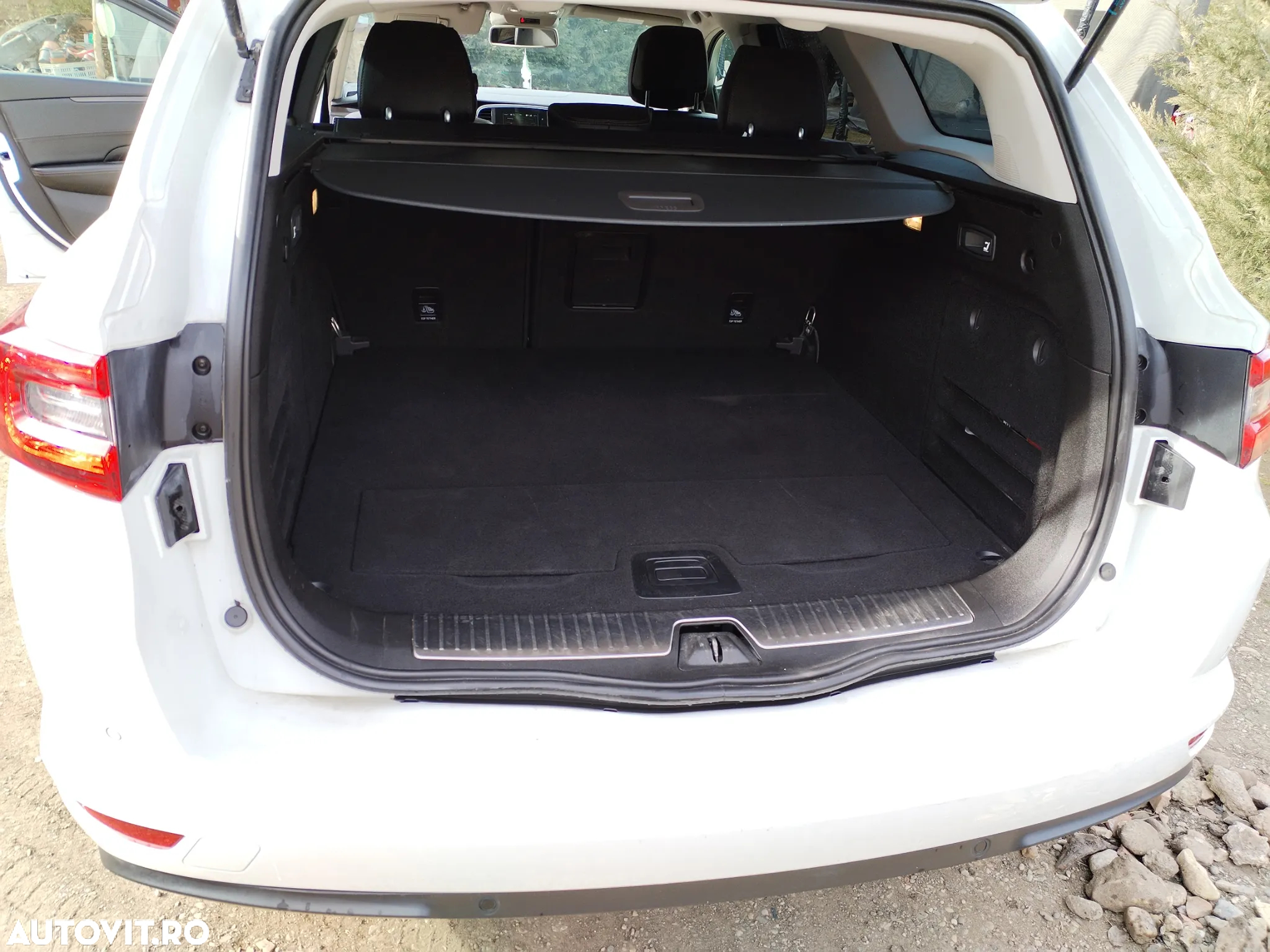 Renault Talisman Grandtour TCe 225 EDC GPF BUSINESS EDITION - 8