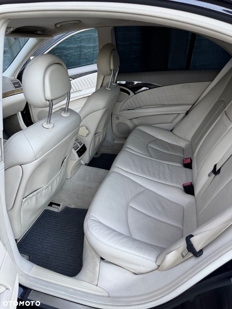 Mercedes-Benz Klasa E 320 CDI Avantgarde - 26