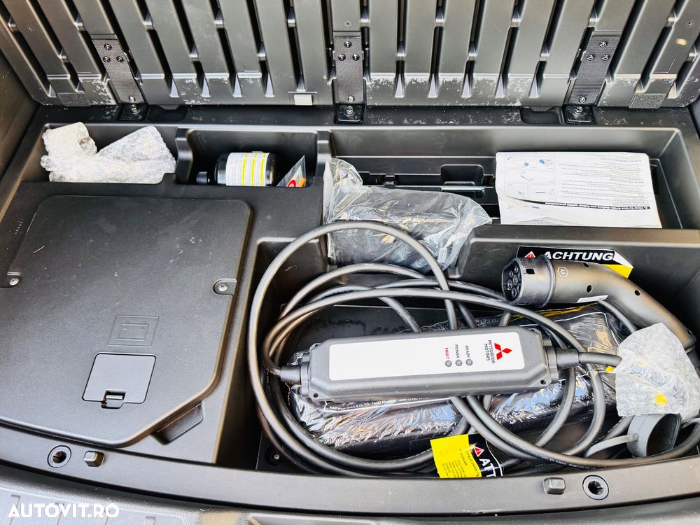 Mitsubishi Eclipse-Cross Plug-In Hybrid 4WD Plus Select - 26