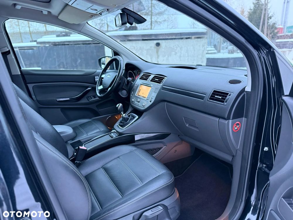 Ford Kuga 2.0 TDCi 4x4 Titanium - 22