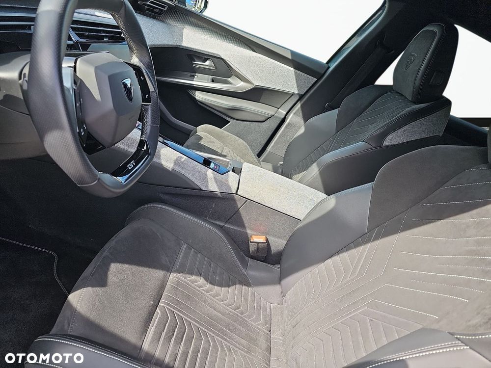 Peugeot 3008 1.2 PureTech mHEV GT S&S e-DCS6 - 10