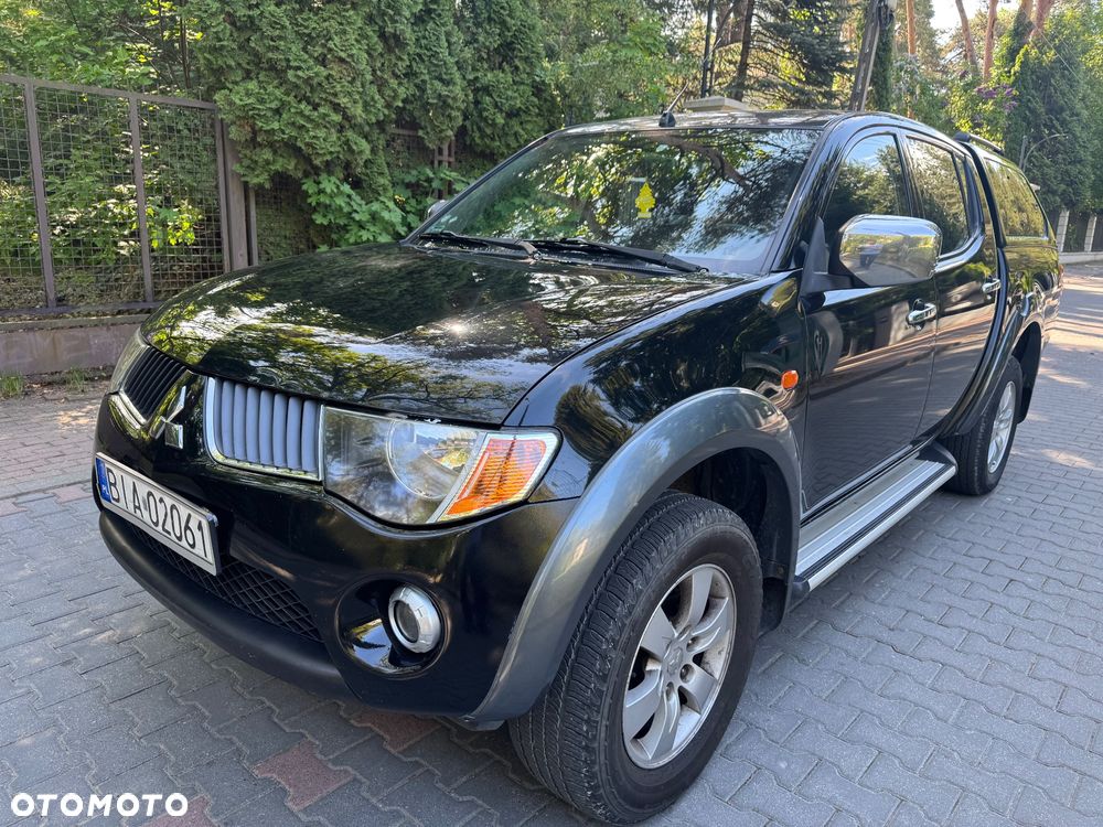Mitsubishi L200 2.5 DID Intense + - 17