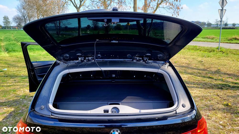 BMW Seria 3 318d xDrive - 19