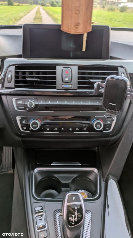 BMW Seria 3 - 29