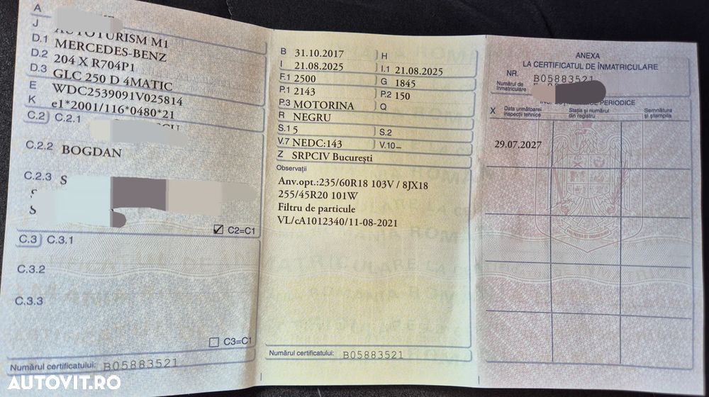 Mercedes-Benz GLC 250 d 4MATIC 9G-TRONIC AMG Line - 33