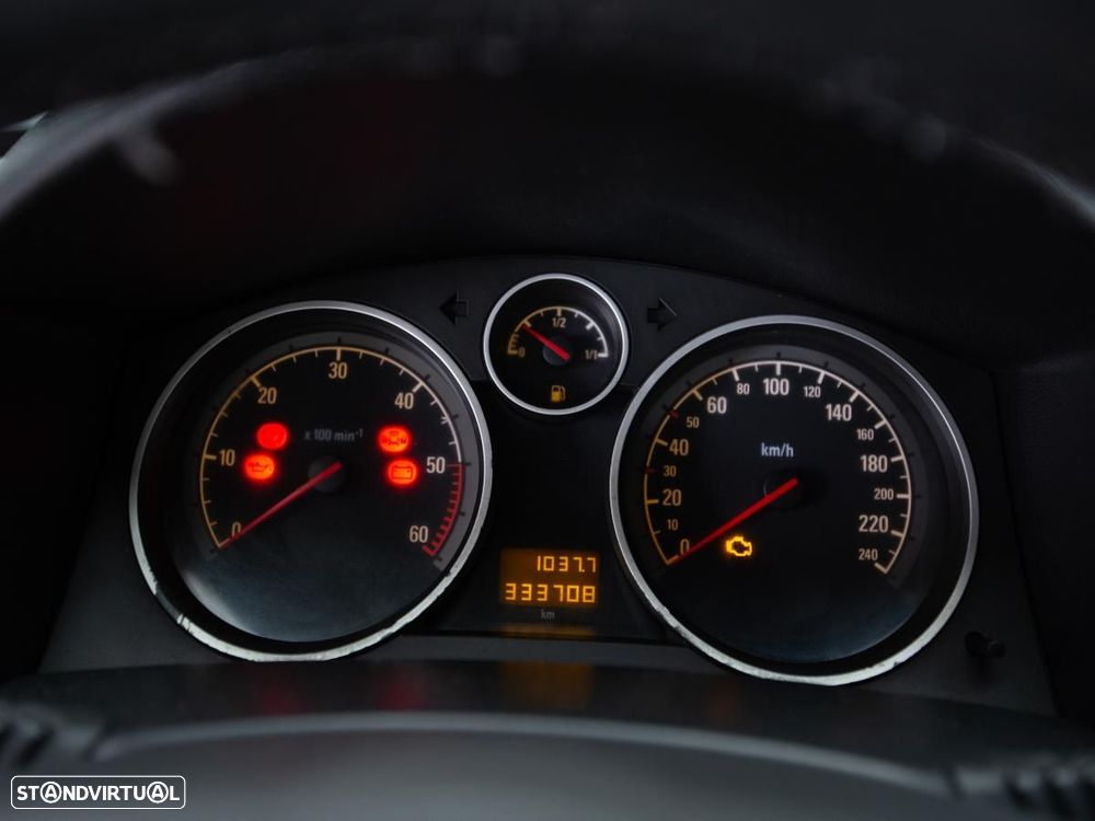 Opel Astra Sports Tourer - 17