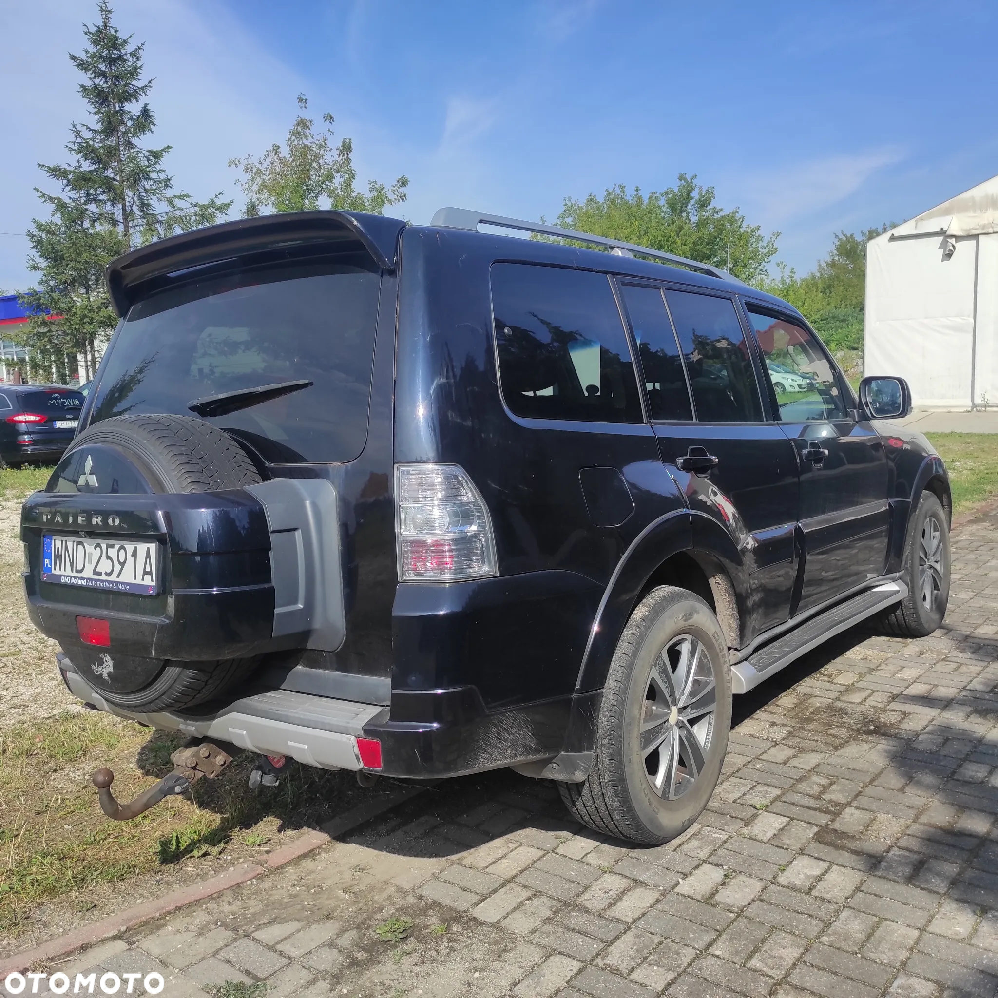 Mitsubishi Pajero - 3