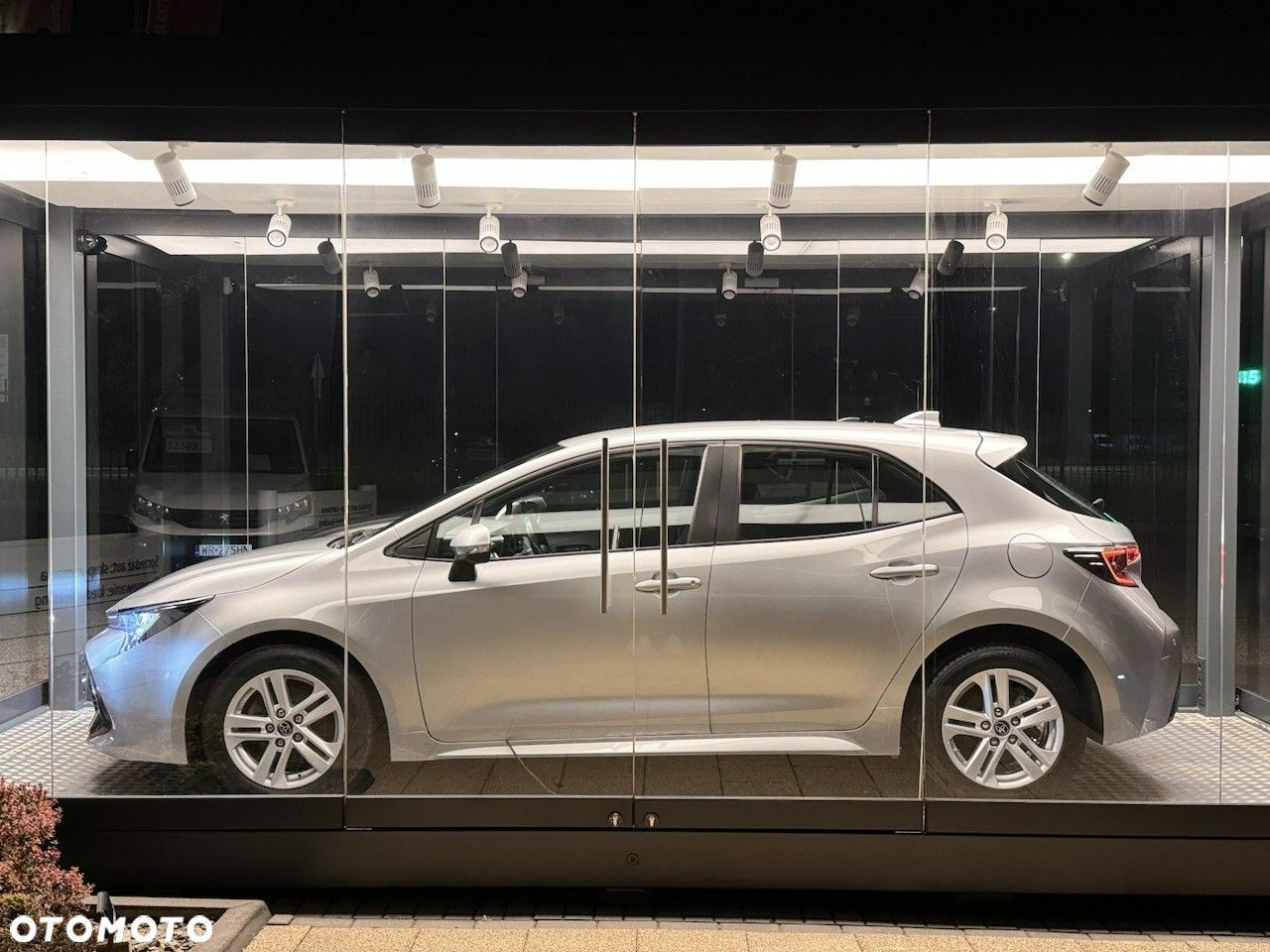 Toyota Corolla - 1