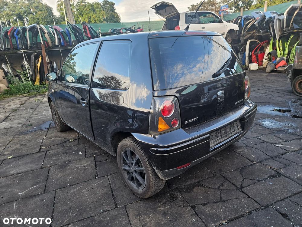 Czarny seat Arosa 1.0 silnik AUC na części - 3