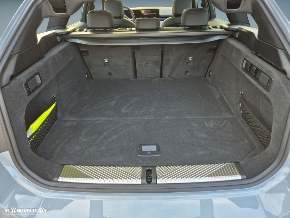 BMW i5 eDrive40 Pack Desportivo M - 36