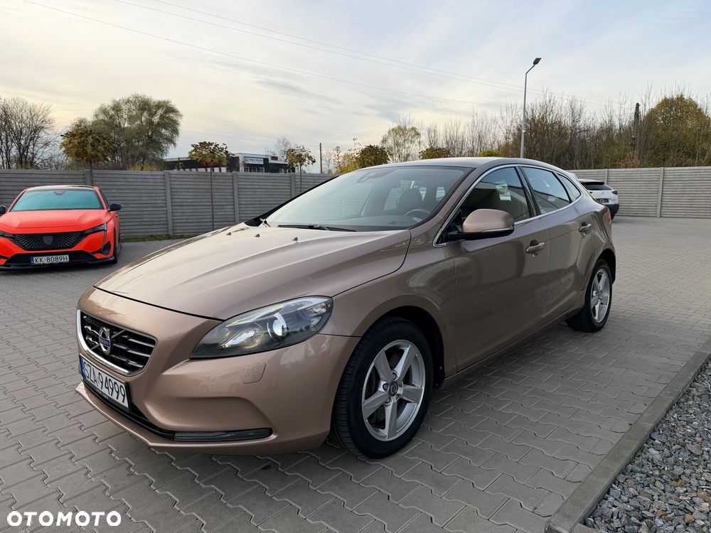 Volvo V40 D3 Geartronic Summum - 6