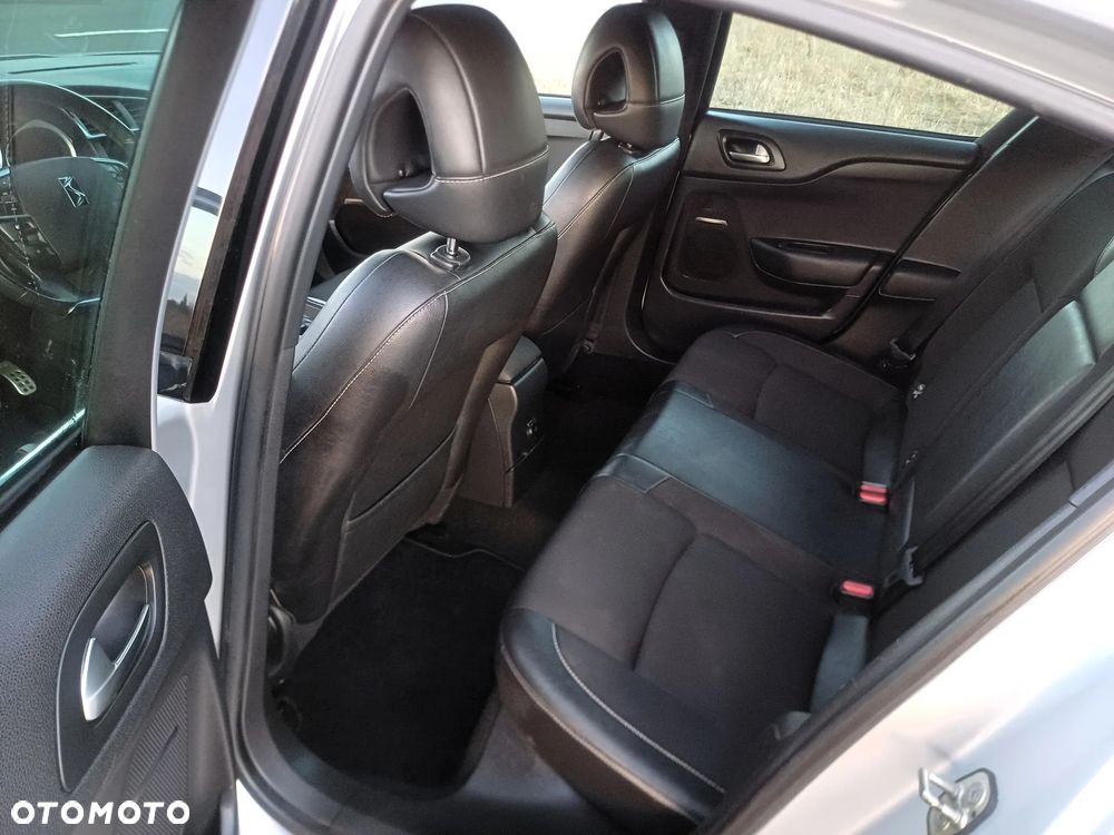 Citroën DS4 VTi 120 SoChic - 26