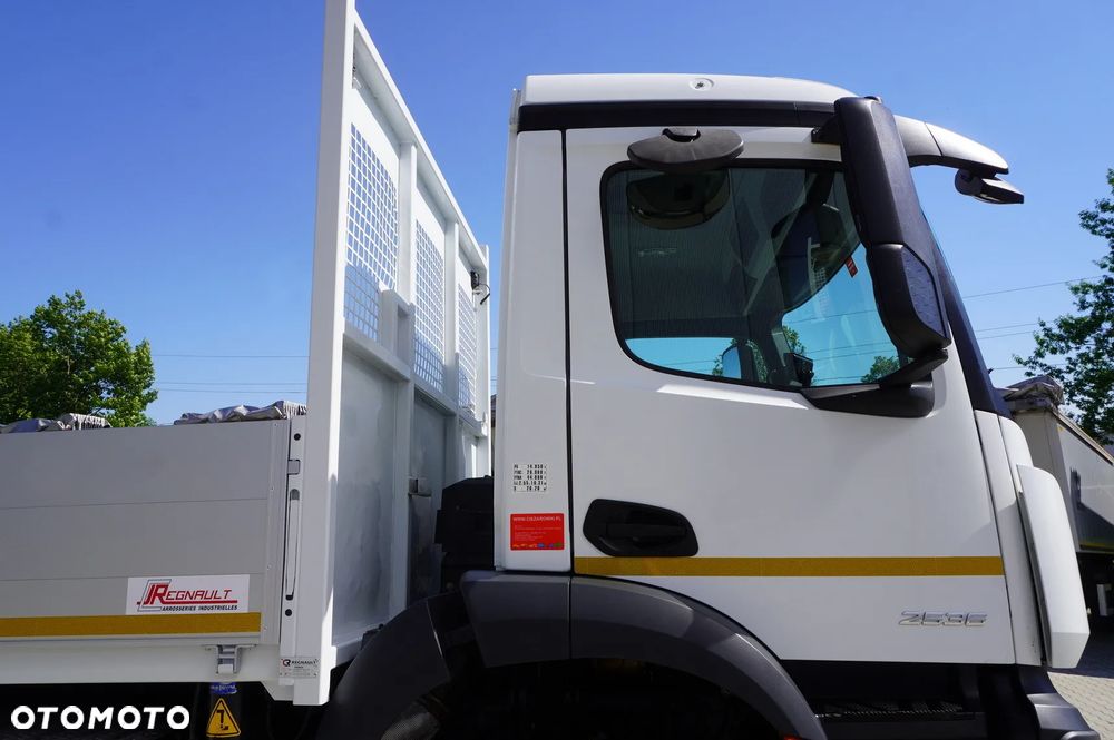 Mercedes-Benz Arocs 2536 6×2 / 200 tys. km / HDS Fassi F195 / Rotator / Pilot / Platforma 17 EPAL_256235 - 19