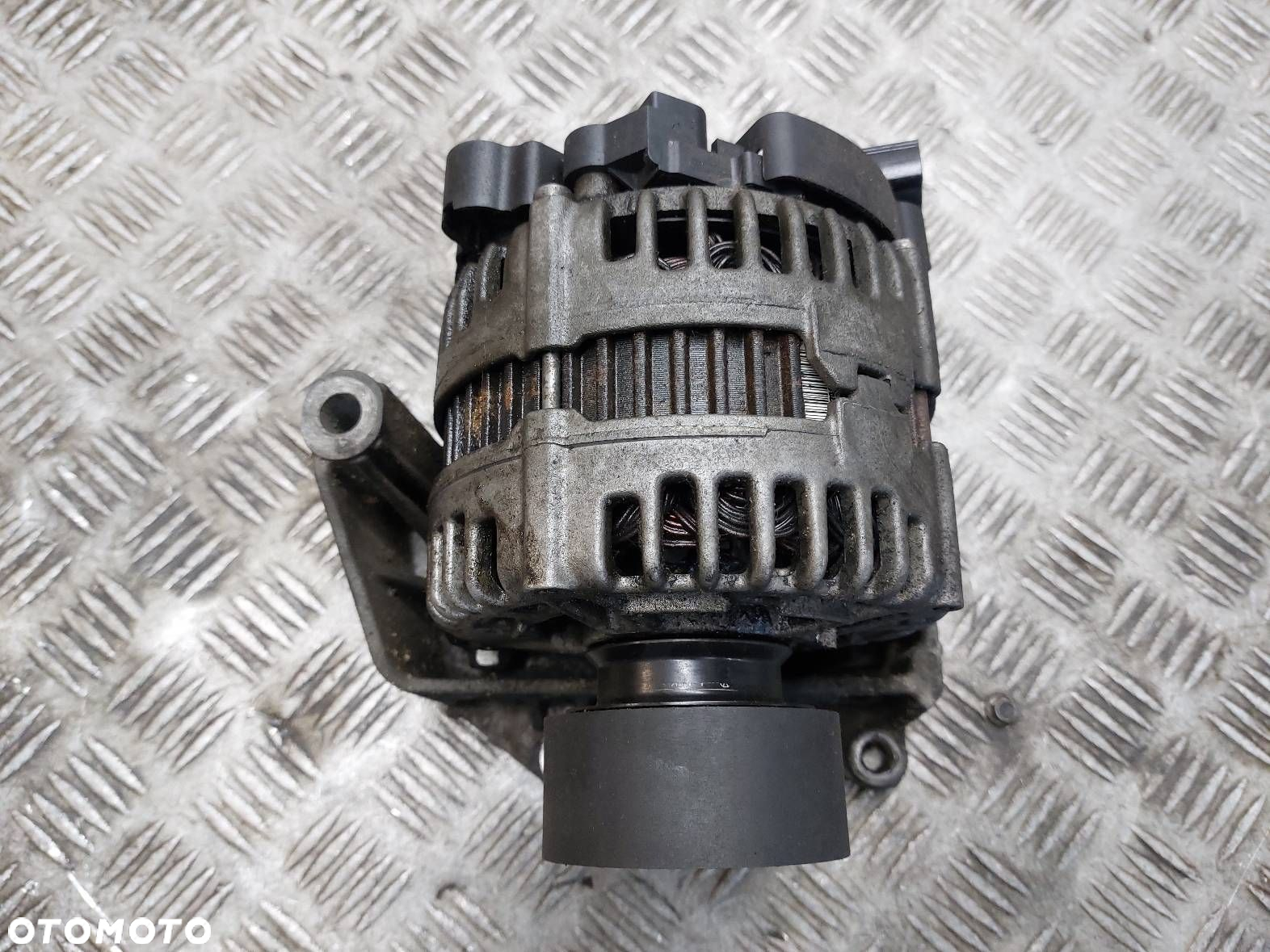 ALTERNATOR VOLKSWAGEN TRANSPORTER T5 VW T5 2.5 TDI 070903024F - 2