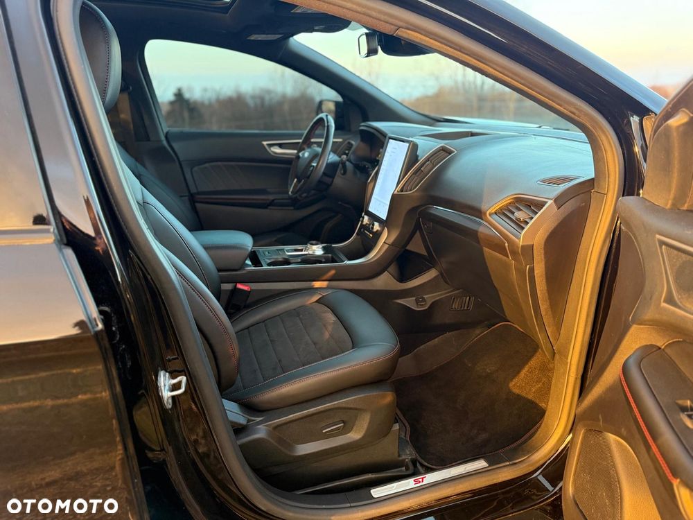 Ford Edge - 4
