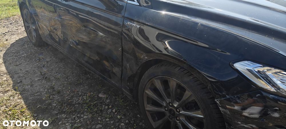 Ford Mondeo Vignale 2.0 EcoBoost - 4