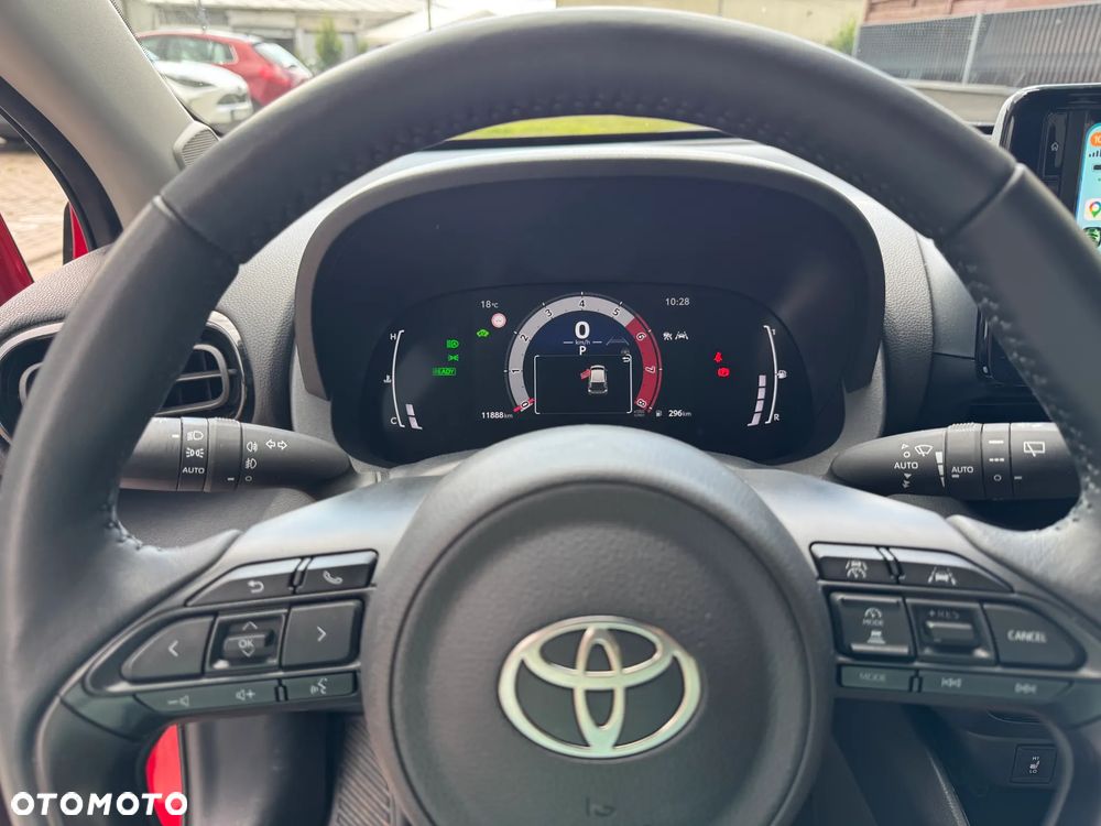 Toyota Yaris - 5