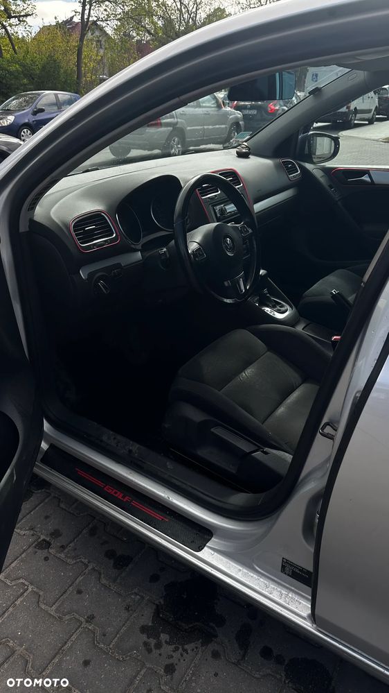 Volkswagen Golf - 9