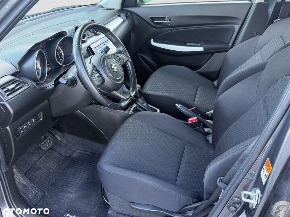 Suzuki Swift 1.2 Dualjet SHVS Premium CVT - 14