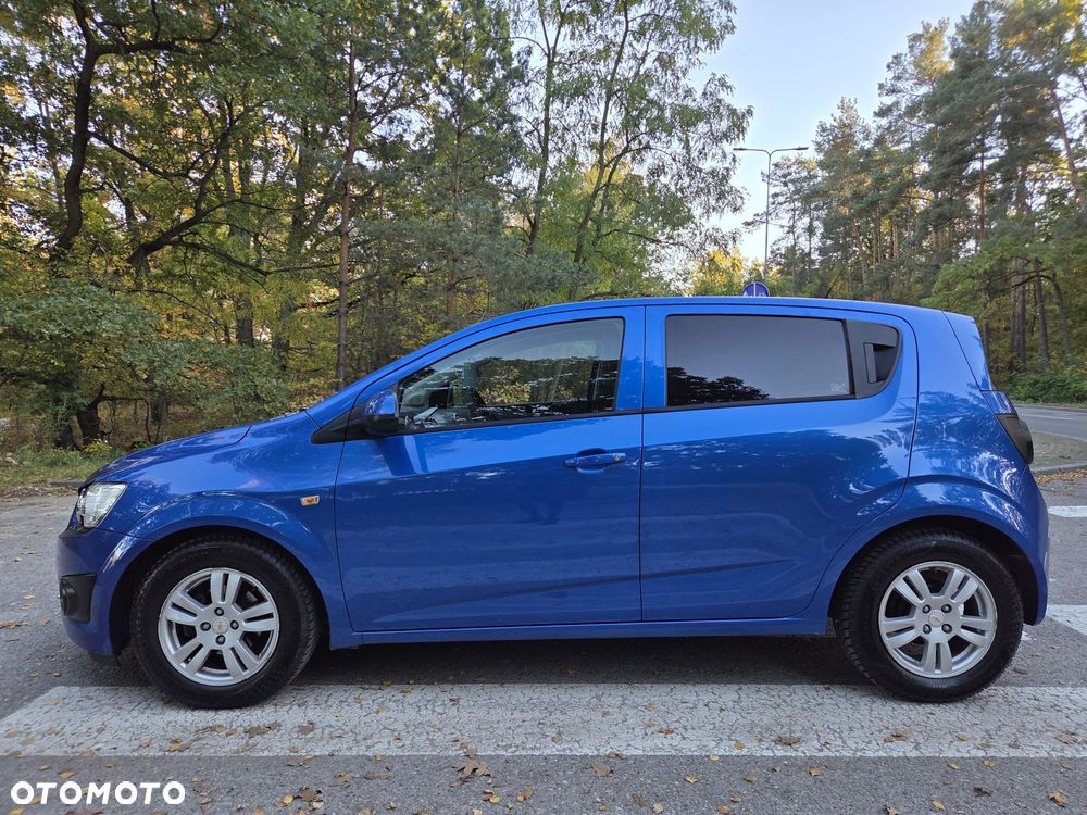 Chevrolet Aveo 2013 photo 4
