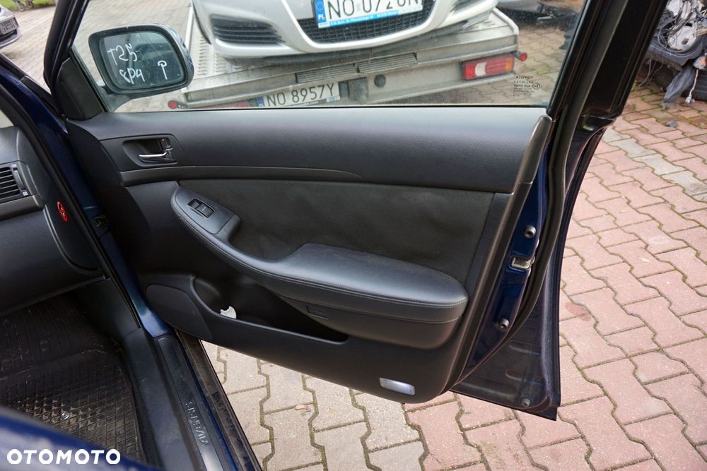 DRZWI PRZEDNIE PRAWE AVENSIS II T25 KOMBI 8P4  GRANATOWY TOYOTA 2003-2006 - 9