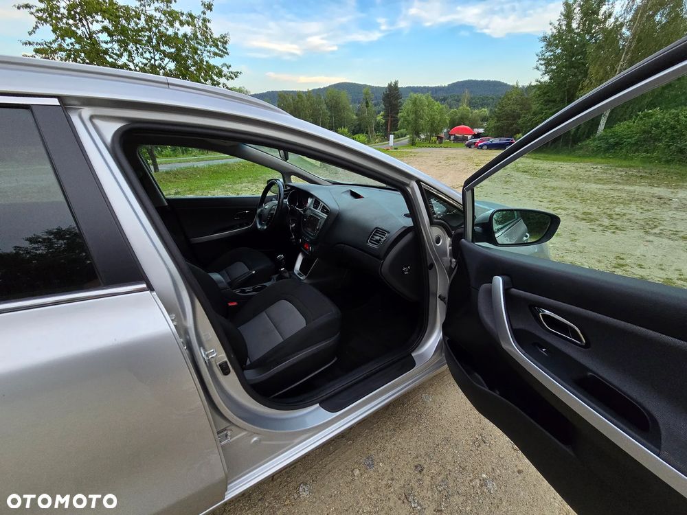 Kia Ceed 1.6 CRDi 128 97g Edition 7 - 10
