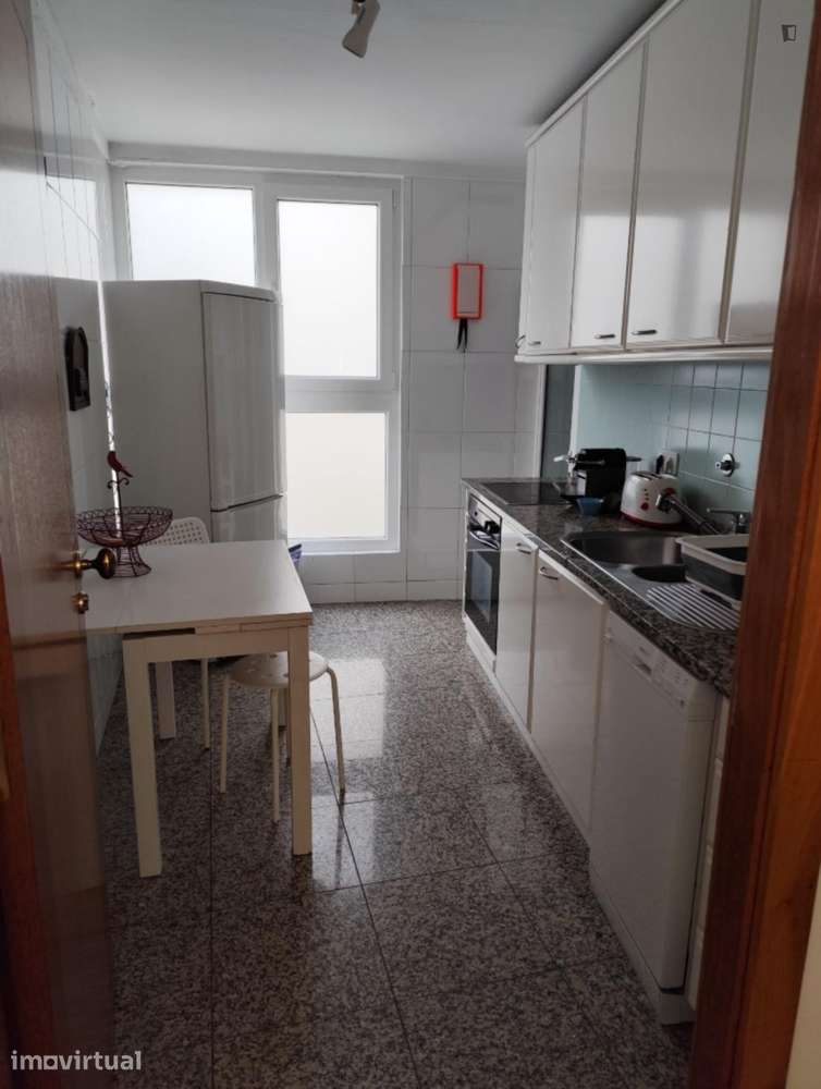Quarto - localizado em Foz do Douro Porto - Grande imagem: 4/10