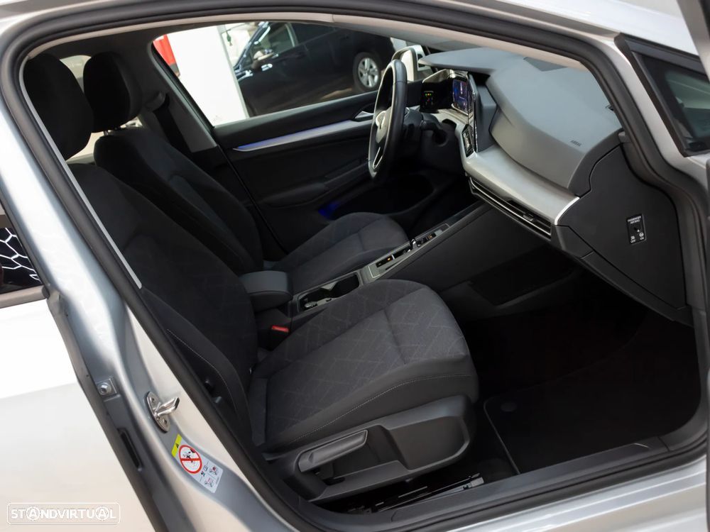 VW Golf Variant - 13