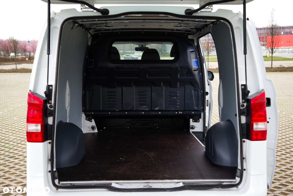 Mercedes-Benz Vito Long - 10