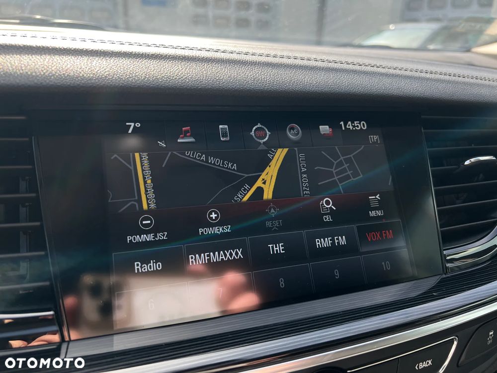 Opel Insignia - 13