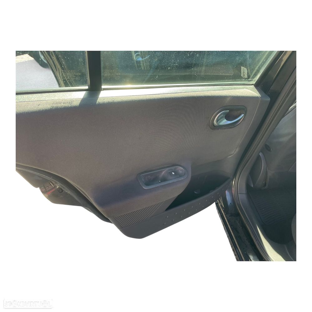 Renault Mégane 1.5 dCi Confort Dynamique - 9