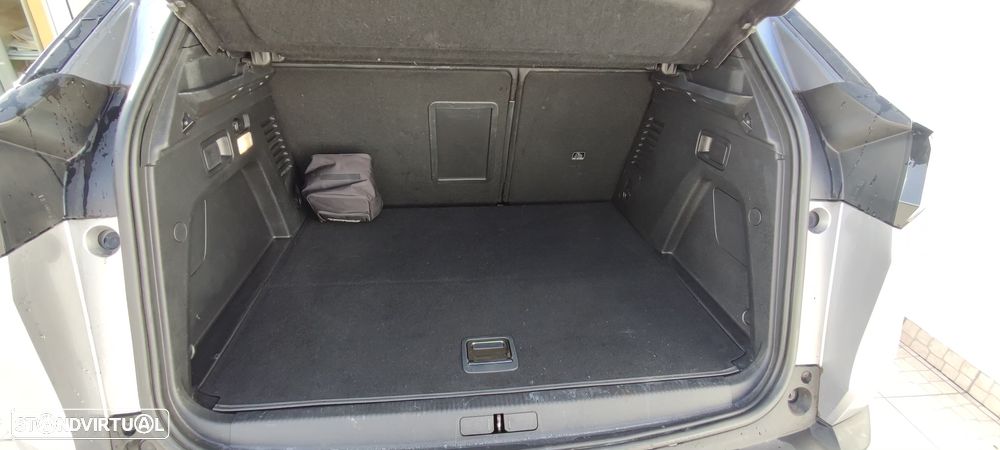 Peugeot 3008 225 e-EAT8 Allure Pack - 15