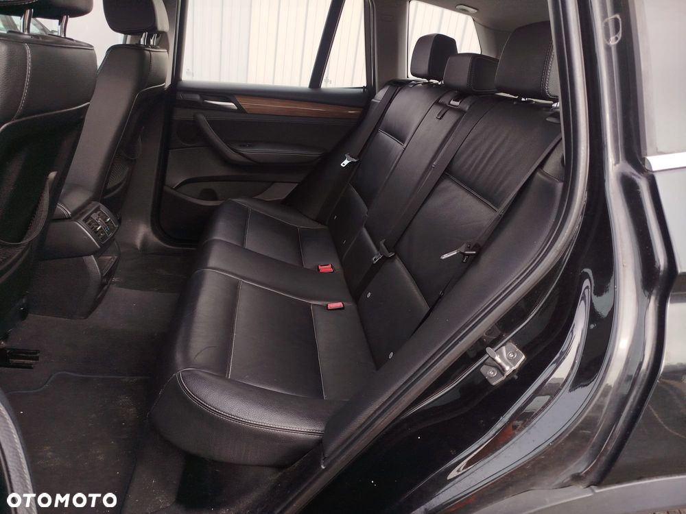 BMW X3 xDrive20d - 8